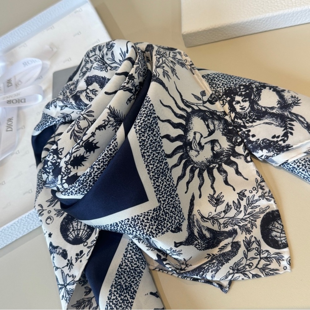 Dior Style Toile de Jouy Print Silk Scarf - Picture 4 of 7
